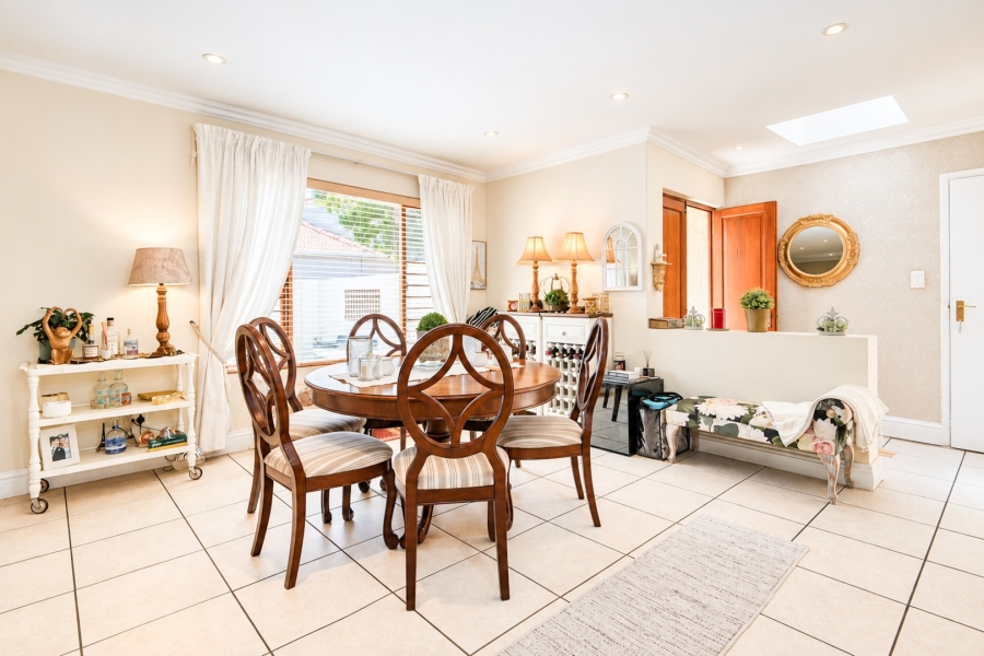 4 Bedroom Property for Sale in Magaliessig Gauteng