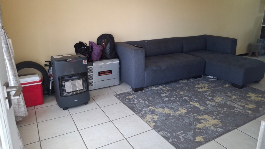 2 Bedroom Property for Sale in Gleneagles Gauteng
