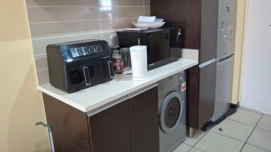 2 Bedroom Property for Sale in Gleneagles Gauteng