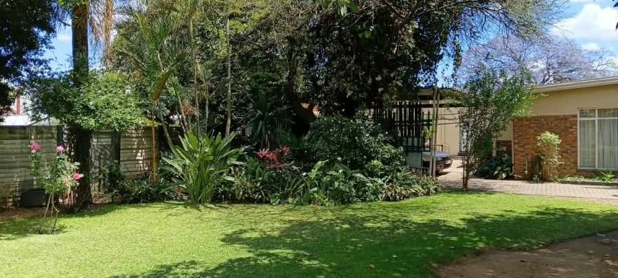 6 Bedroom Property for Sale in Pretoria North Gauteng