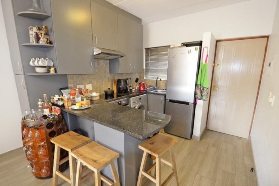 To Let 2 Bedroom Property for Rent in Strathavon Gauteng