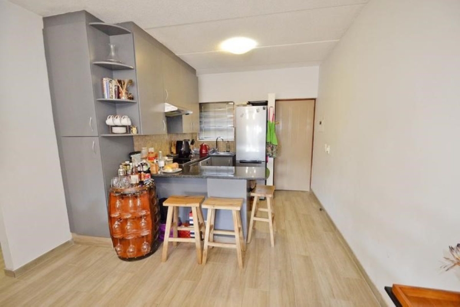 To Let 2 Bedroom Property for Rent in Strathavon Gauteng