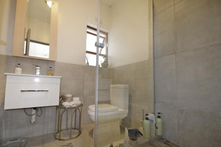 To Let 2 Bedroom Property for Rent in Strathavon Gauteng
