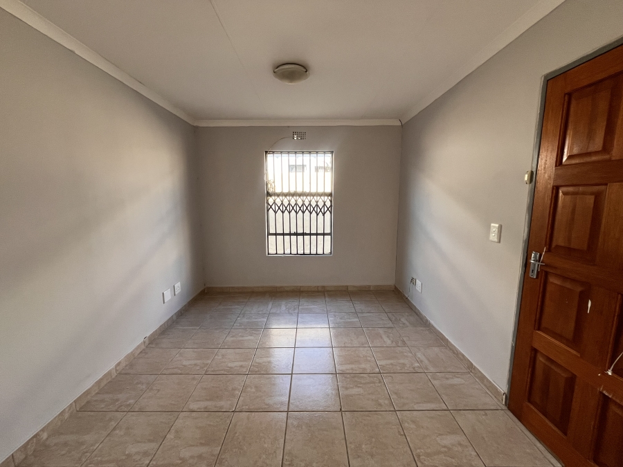 To Let 2 Bedroom Property for Rent in Fourways Gauteng