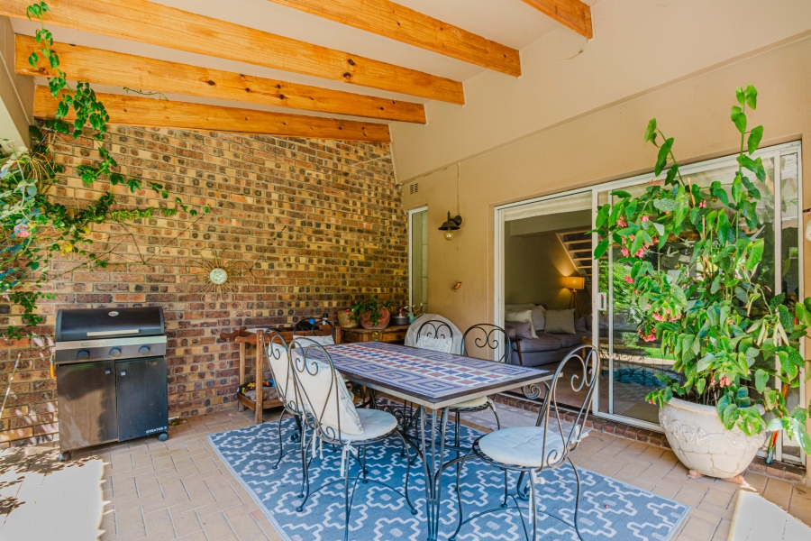 3 Bedroom Property for Sale in Lonehill Gauteng