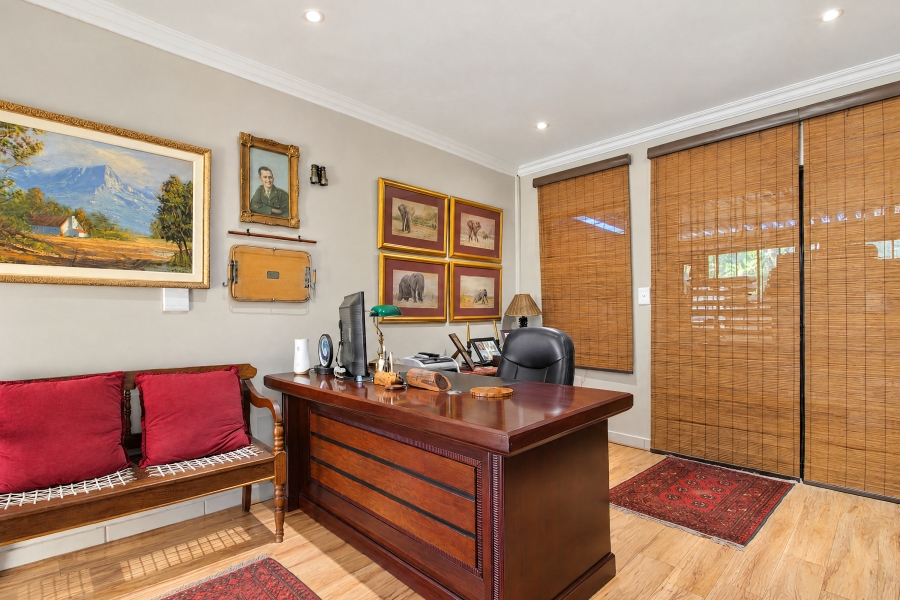 3 Bedroom Property for Sale in Faerie Glen Gauteng