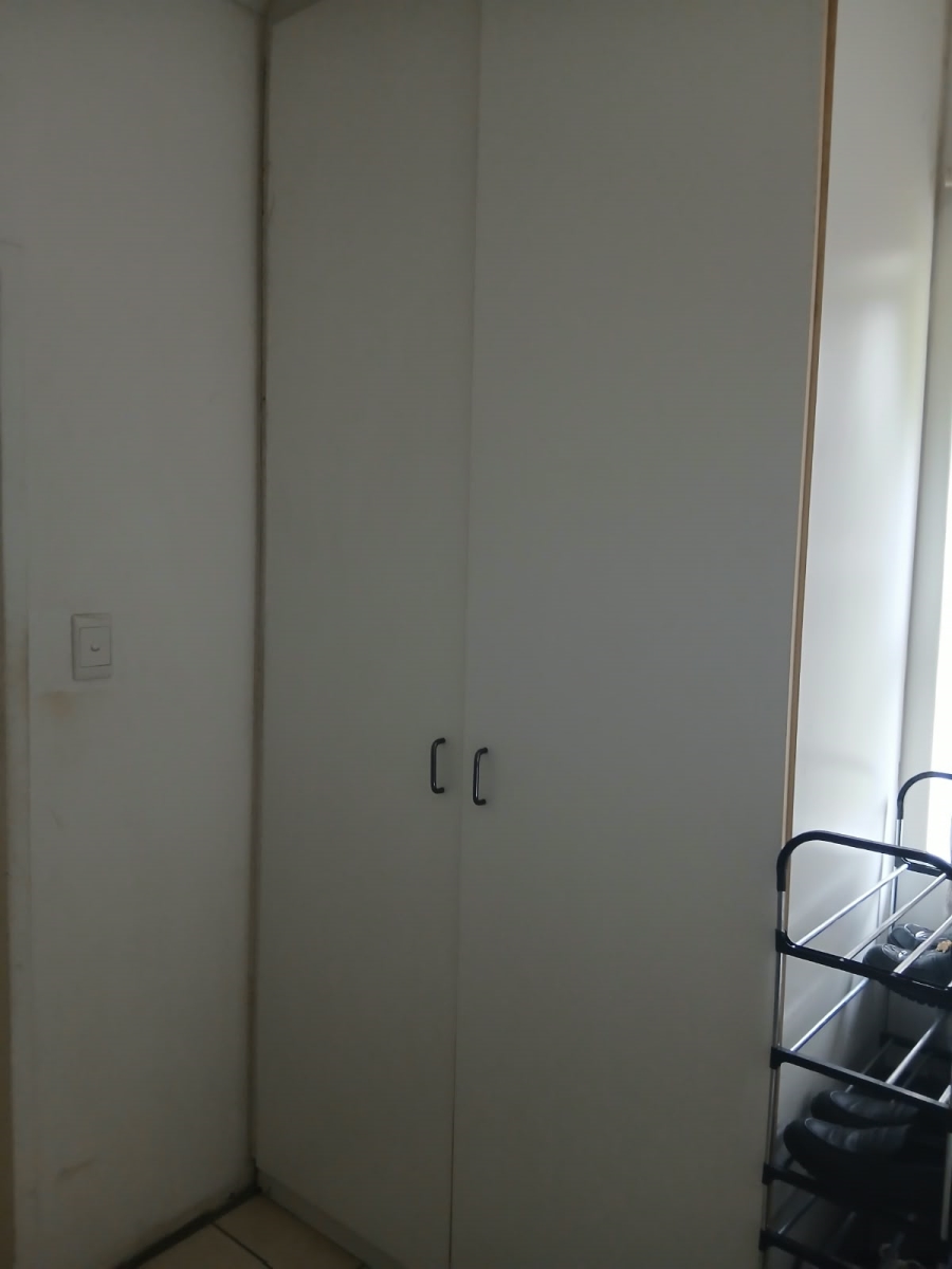 1 Bedroom Property for Sale in Glen Austin Gauteng