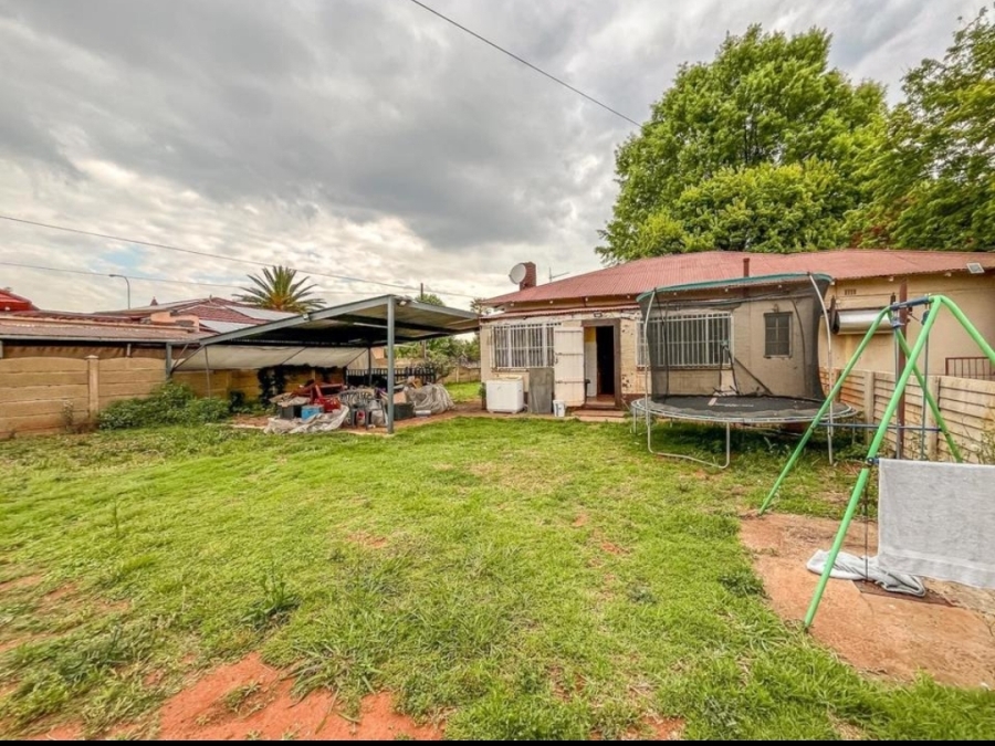 2 Bedroom Property for Sale in Rothdene Gauteng