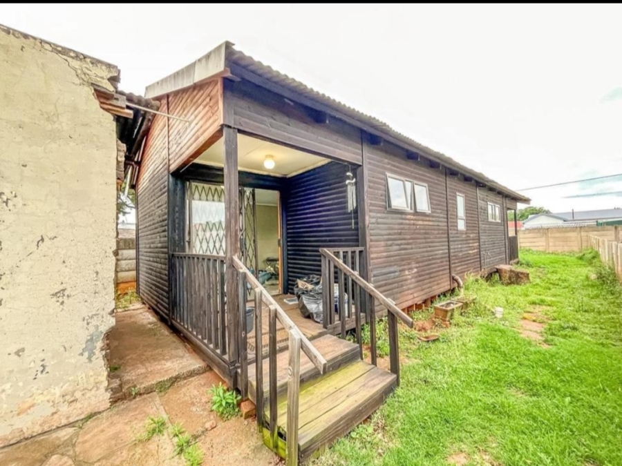 2 Bedroom Property for Sale in Rothdene Gauteng