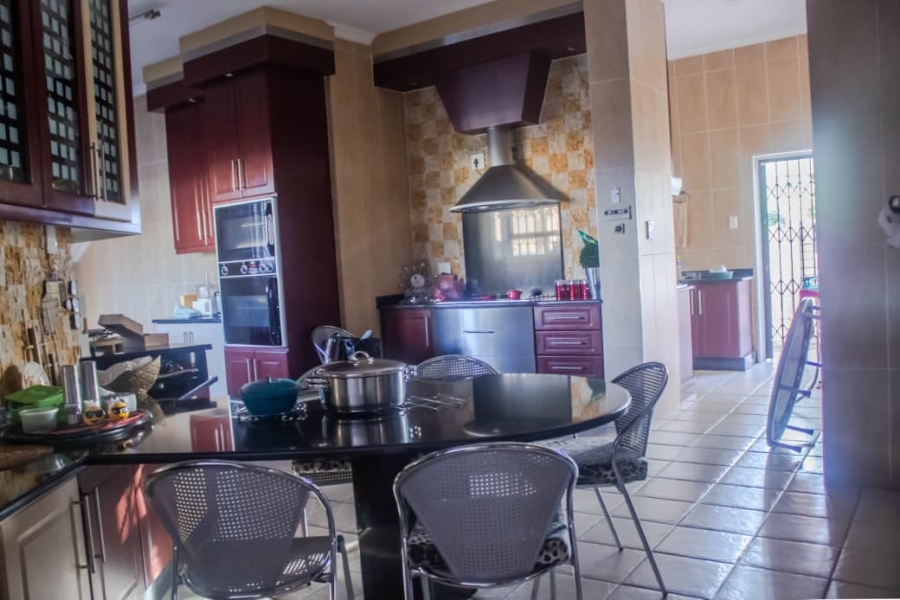 5 Bedroom Property for Sale in Christoburg Gauteng
