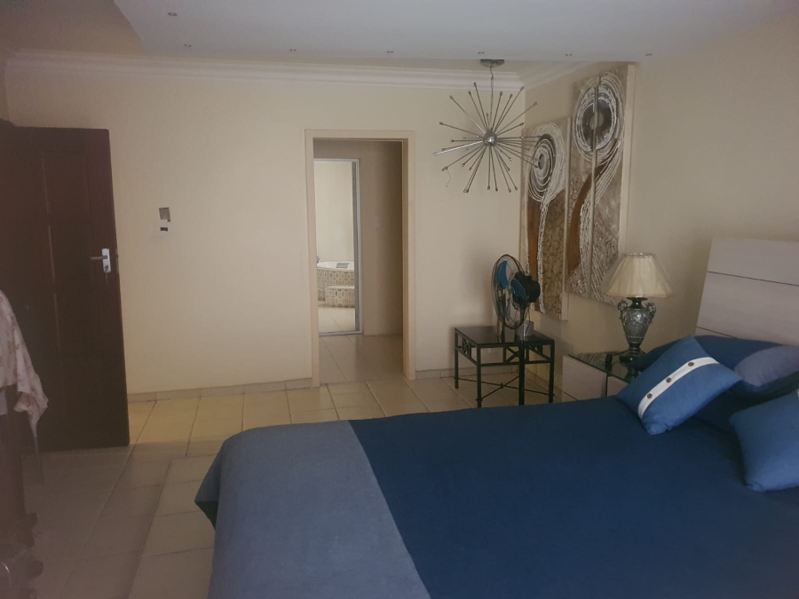 5 Bedroom Property for Sale in Christoburg Gauteng