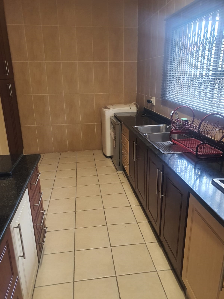 5 Bedroom Property for Sale in Christoburg Gauteng