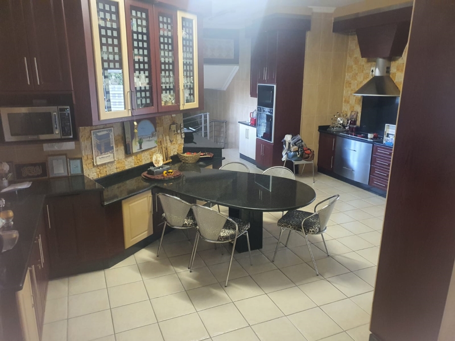 5 Bedroom Property for Sale in Christoburg Gauteng