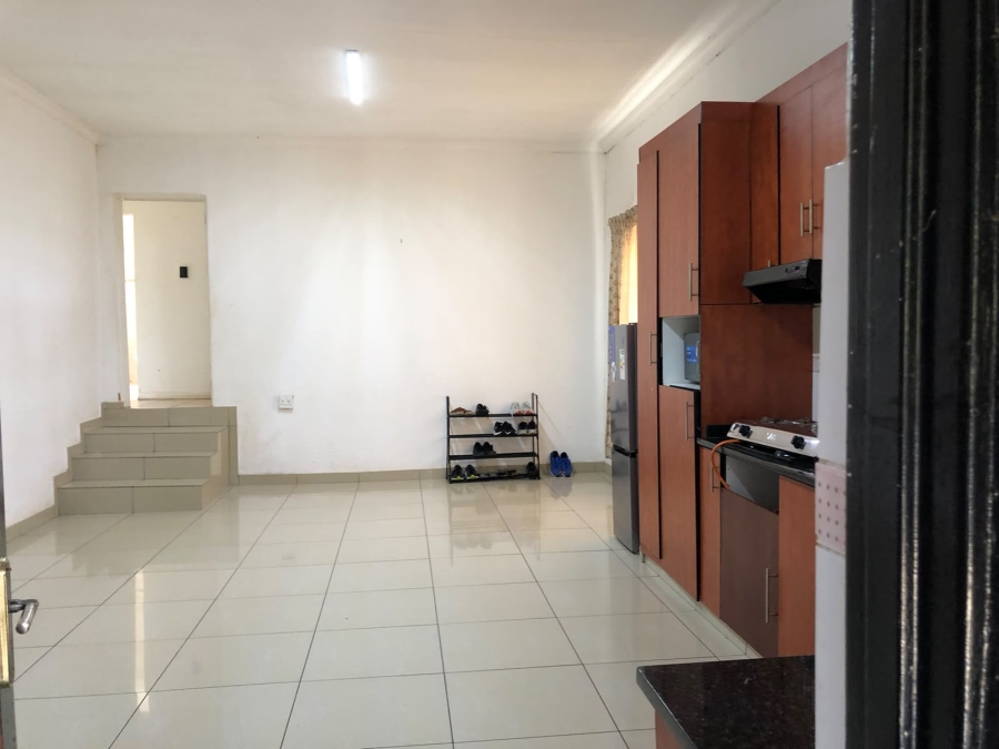 To Let 2 Bedroom Property for Rent in Christoburg Gauteng