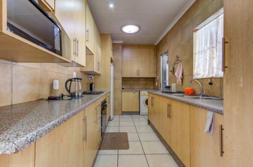 3 Bedroom Property for Sale in Van Riebeeck Park Gauteng