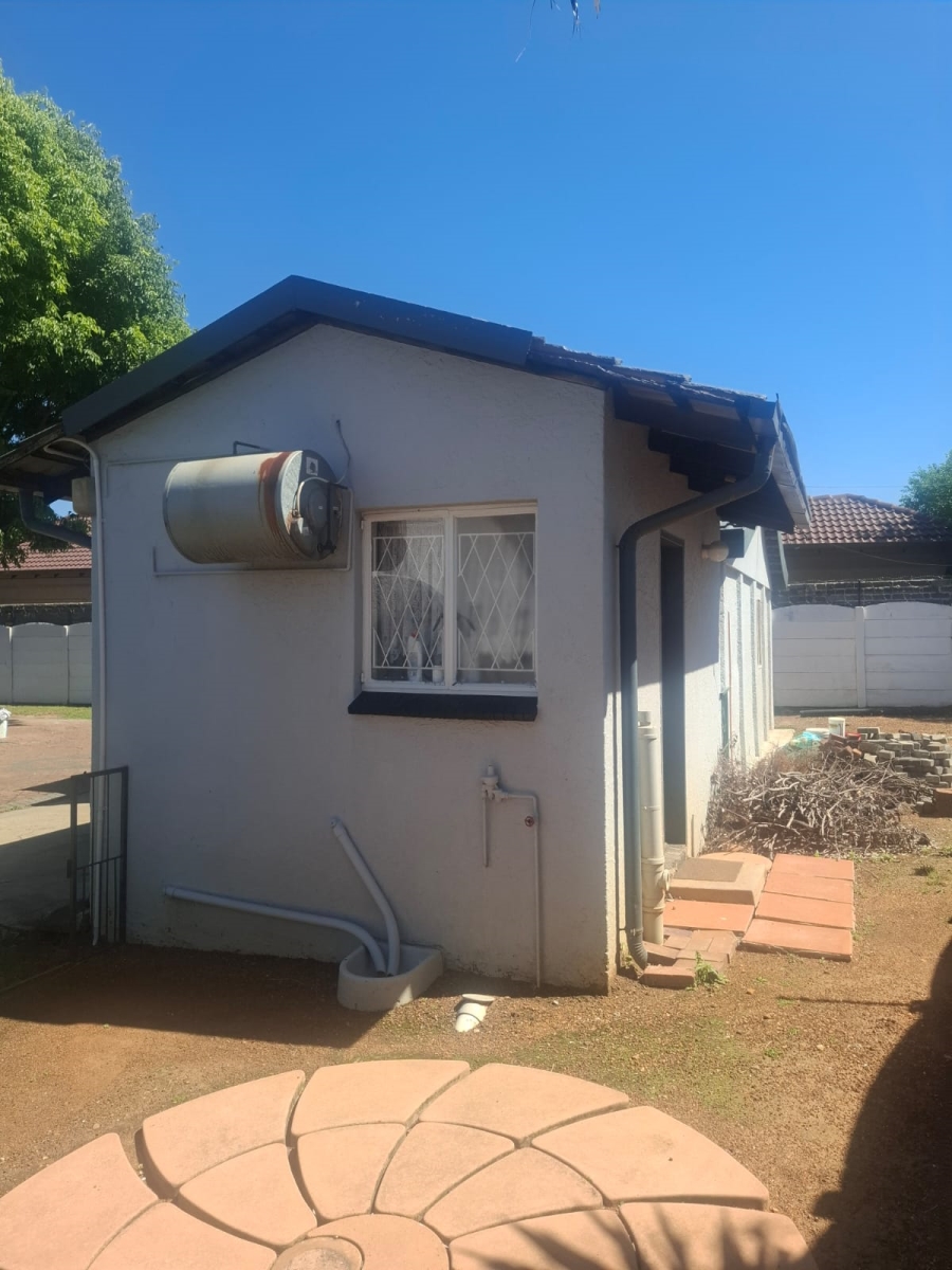 3 Bedroom Property for Sale in Van Riebeeck Park Gauteng