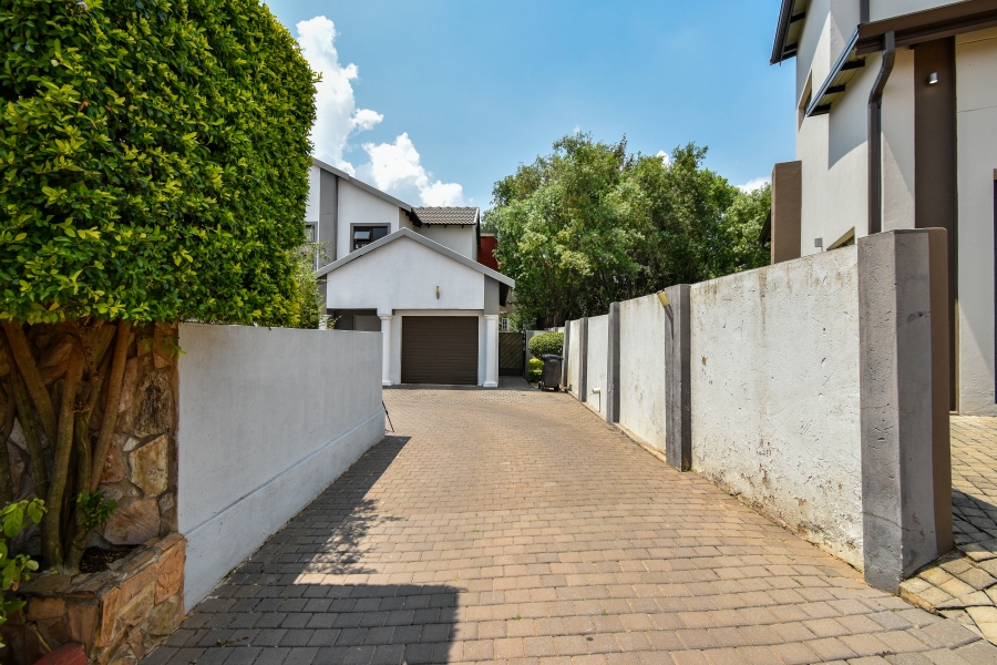3 Bedroom Property for Sale in Olympus AH Gauteng