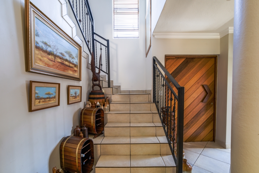 3 Bedroom Property for Sale in Faerie Glen Gauteng
