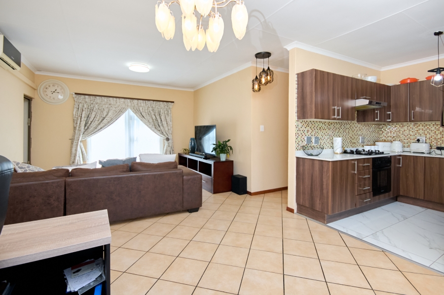 3 Bedroom Property for Sale in Halfway Gardens Gauteng