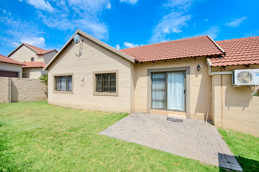 3 Bedroom Property for Sale in Halfway Gardens Gauteng