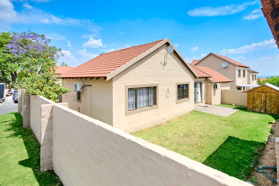 3 Bedroom Property for Sale in Halfway Gardens Gauteng