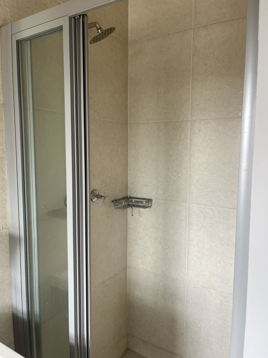 To Let 2 Bedroom Property for Rent in Douglasdale Gauteng