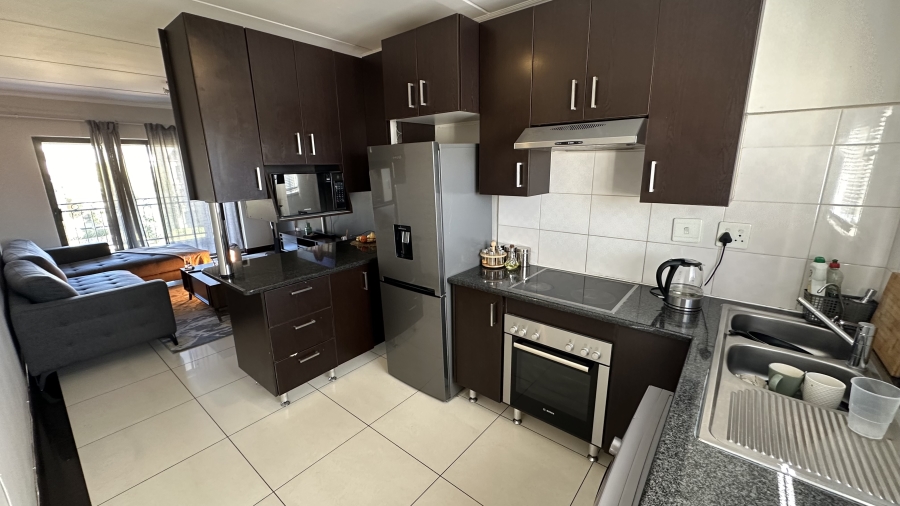 2 Bedroom Property for Sale in Noordwyk Gauteng