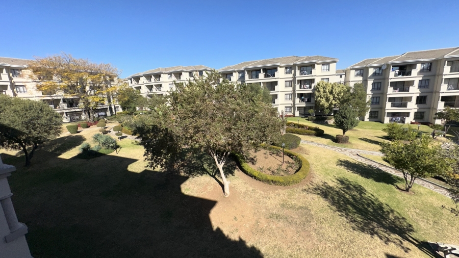 2 Bedroom Property for Sale in Noordwyk Gauteng