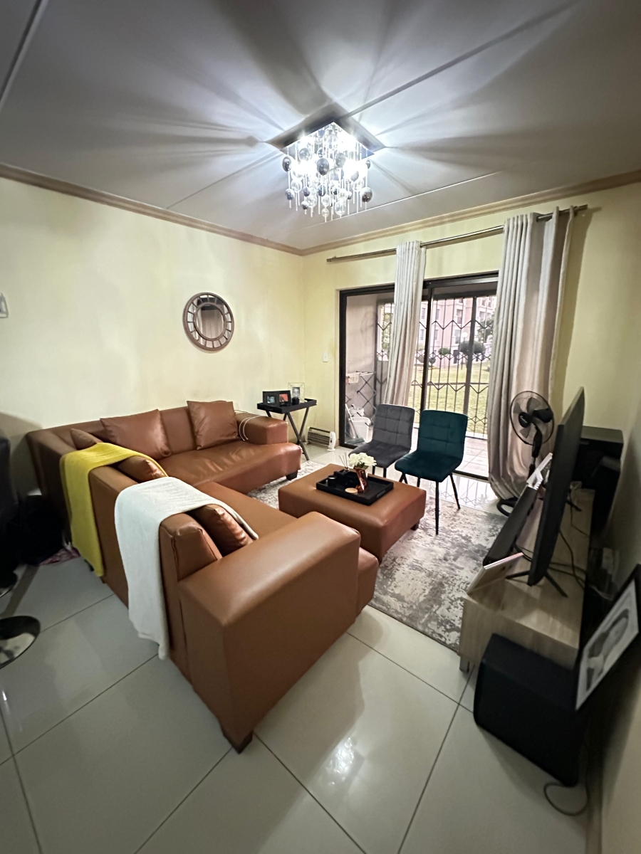 1 Bedroom Property for Sale in Noordwyk Gauteng