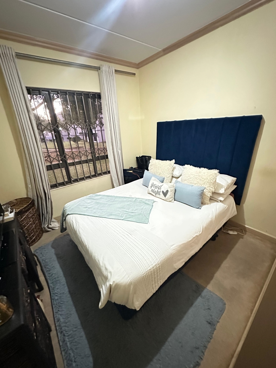 1 Bedroom Property for Sale in Noordwyk Gauteng