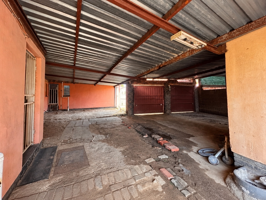 3 Bedroom Property for Sale in Vanderbijlpark CE 4 Gauteng