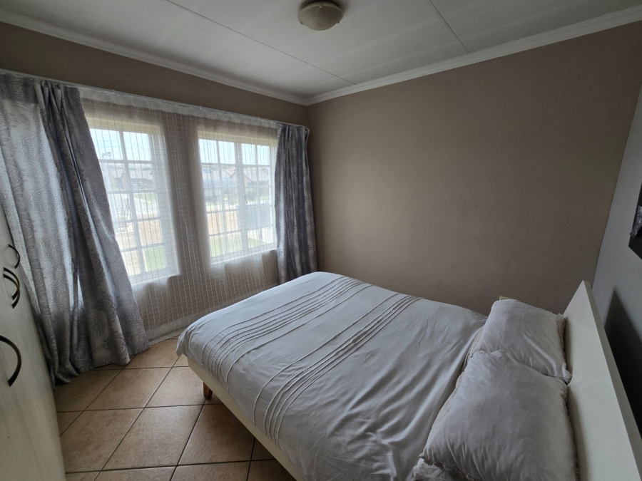 2 Bedroom Property for Sale in Montana Tuine Gauteng