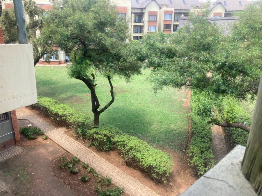 2 Bedroom Property for Sale in Montana Tuine Gauteng
