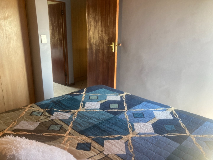 2 Bedroom Property for Sale in Montana Tuine Gauteng