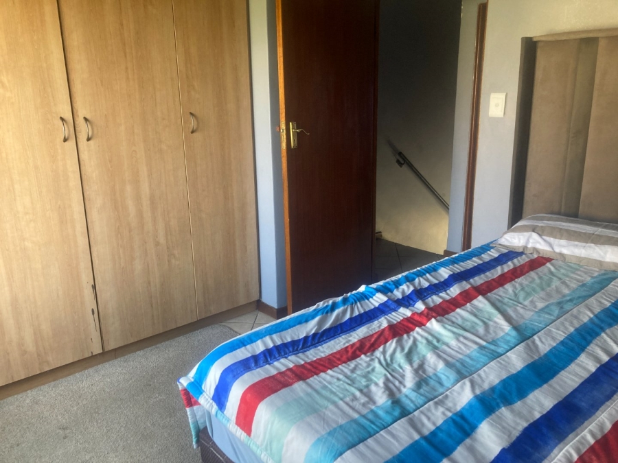 2 Bedroom Property for Sale in Montana Tuine Gauteng