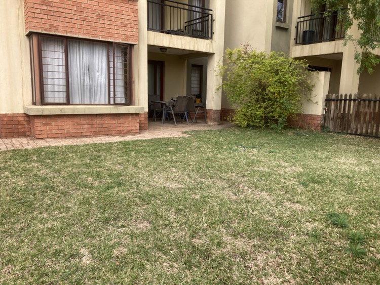2 Bedroom Property for Sale in Montana Tuine Gauteng