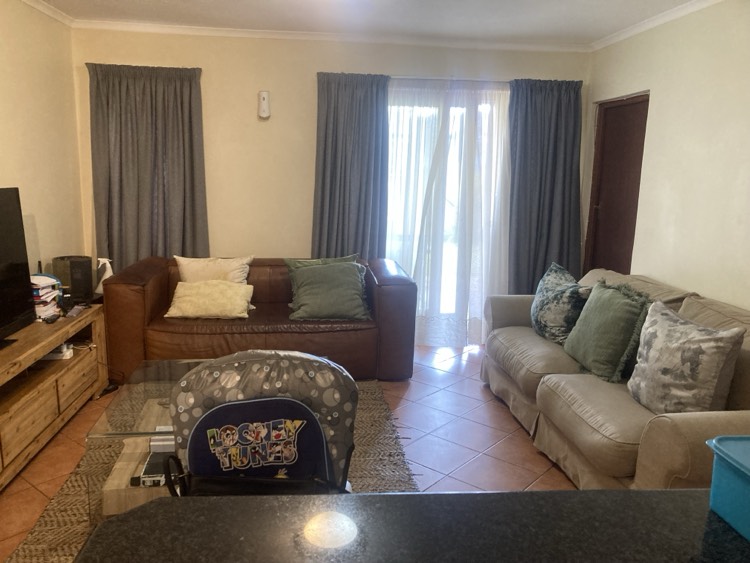 2 Bedroom Property for Sale in Montana Tuine Gauteng