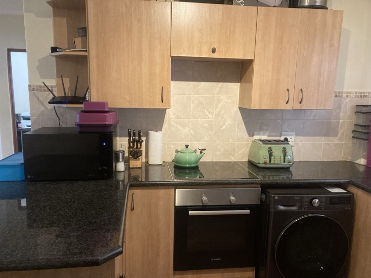 2 Bedroom Property for Sale in Montana Tuine Gauteng