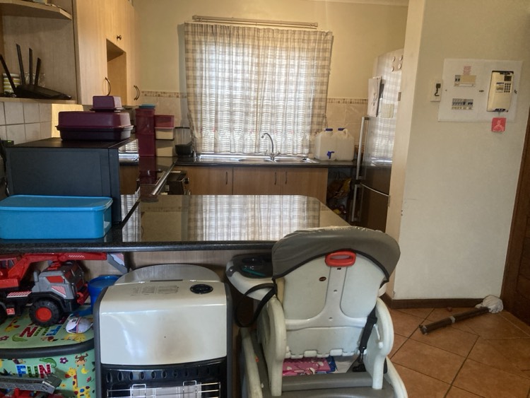2 Bedroom Property for Sale in Montana Tuine Gauteng