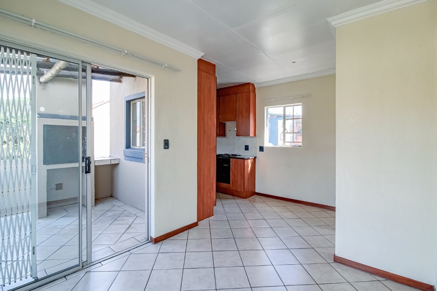 1 Bedroom Property for Sale in Annlin Gauteng