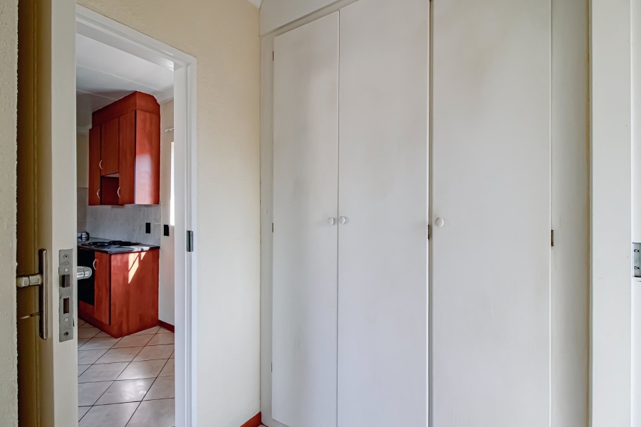 1 Bedroom Property for Sale in Annlin Gauteng