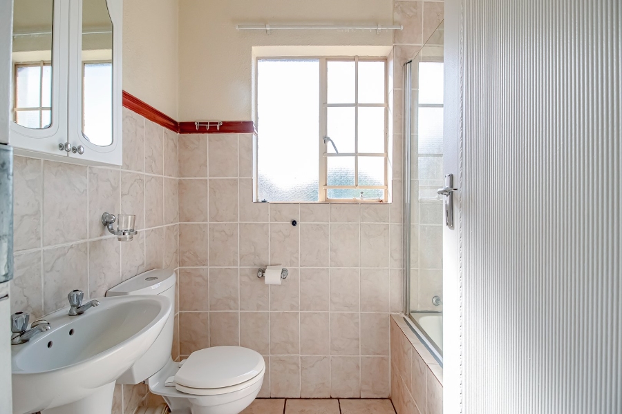 1 Bedroom Property for Sale in Annlin Gauteng
