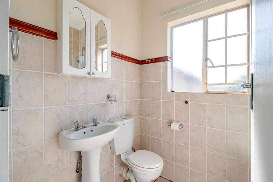 1 Bedroom Property for Sale in Annlin Gauteng