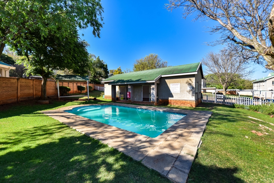 To Let 2 Bedroom Property for Rent in Boardwalk Gauteng
