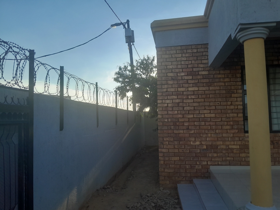 3 Bedroom Property for Sale in Nellmapius Gauteng