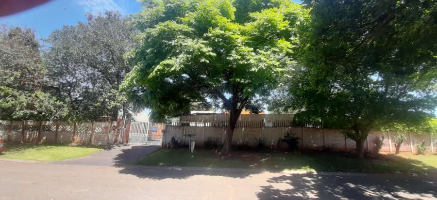 4 Bedroom Property for Sale in Birchleigh Gauteng