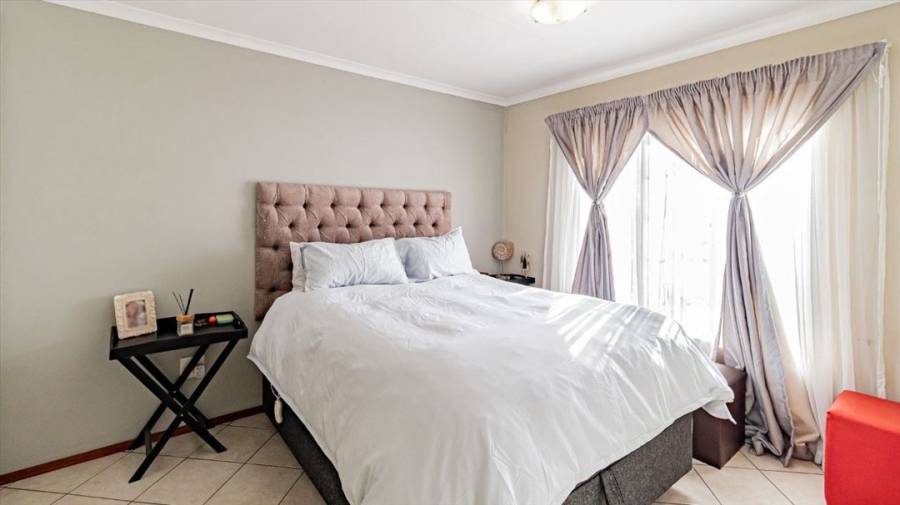1 Bedroom Property for Sale in Terenure Gauteng