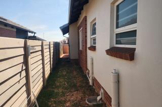 3 Bedroom Property for Sale in Parkdene Gauteng