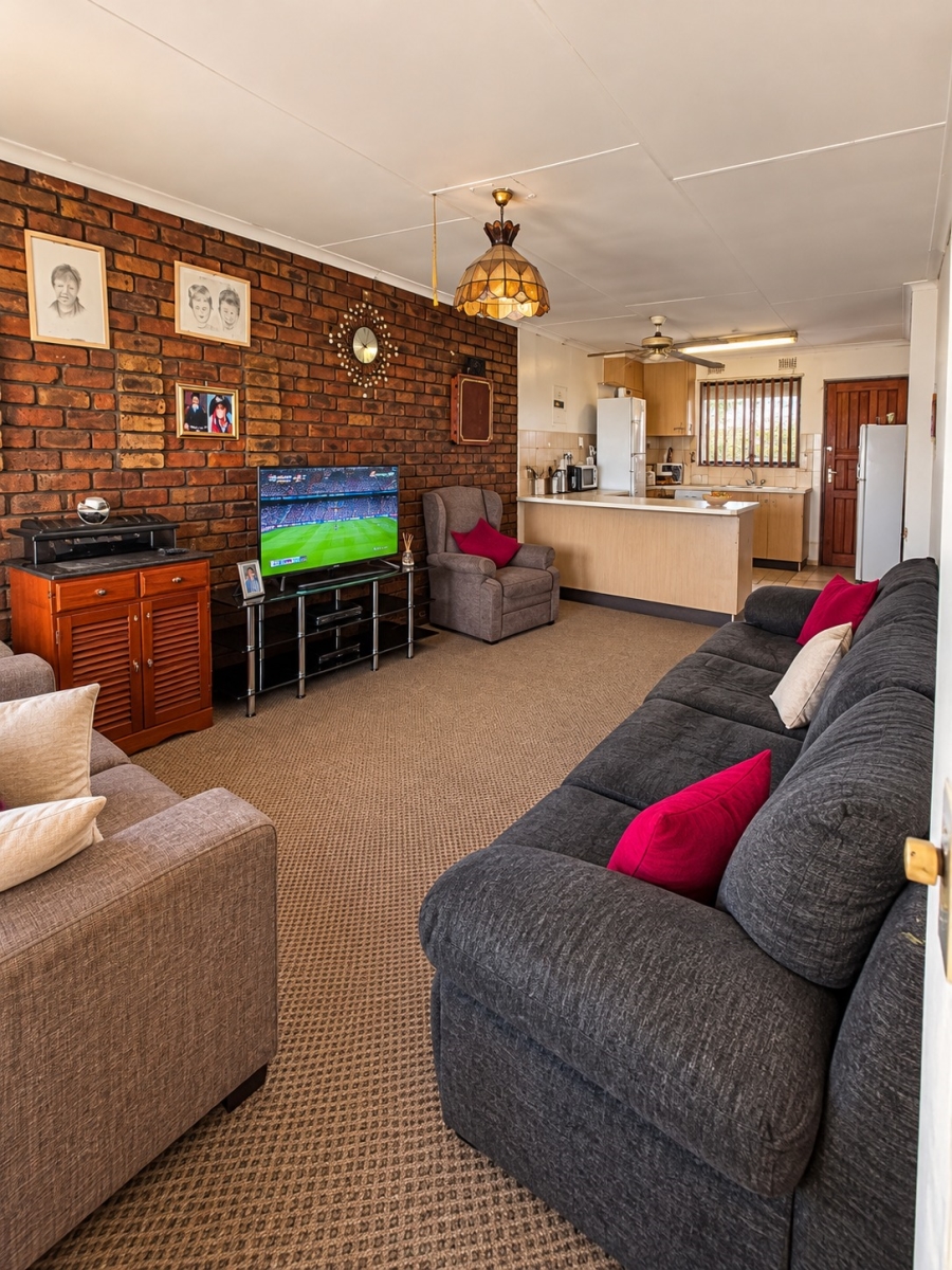 2 Bedroom Property for Sale in Brakpan Central Gauteng