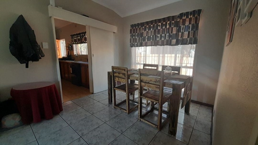 3 Bedroom Property for Sale in Rhodesfield Gauteng
